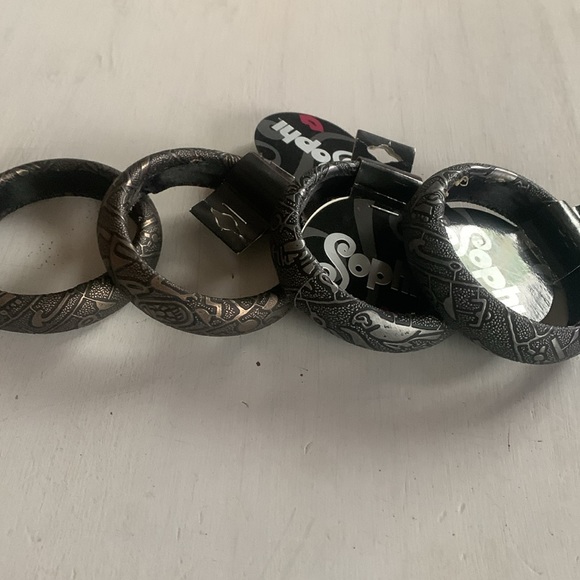 Brand new 4 Sophi Bracelets - Picture 5 of 7